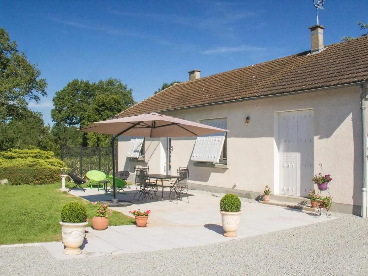Gite Familial En Auvergne Avec Jardin, Ping-Pong, Proche Stations Thermales, Animaux Acceptes - Fr-1-489-127 Mazirat Holiday home