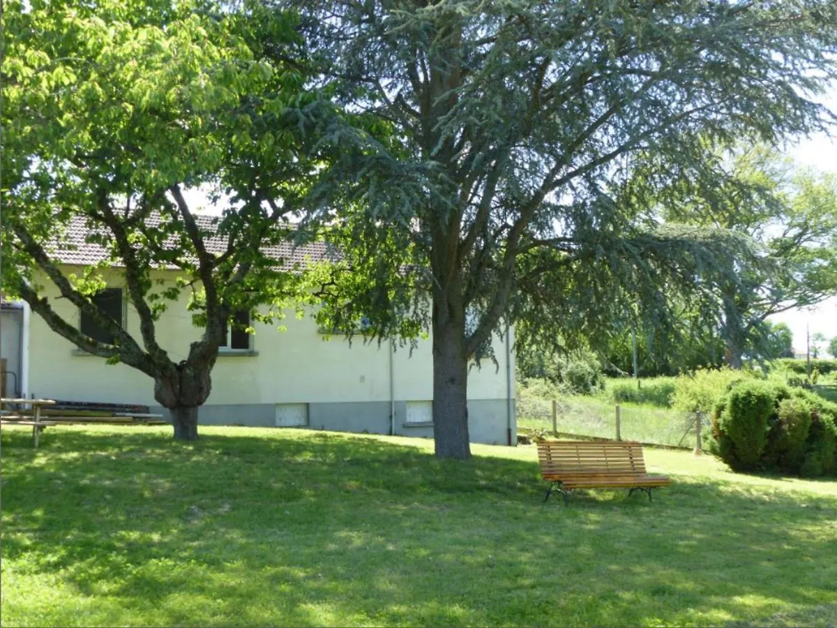 Holiday home Gite Familial En Auvergne Avec Jardin, Ping-Pong, Proche Stations Thermales, Animaux Acceptes - Fr-1-489-127 Mazirat France